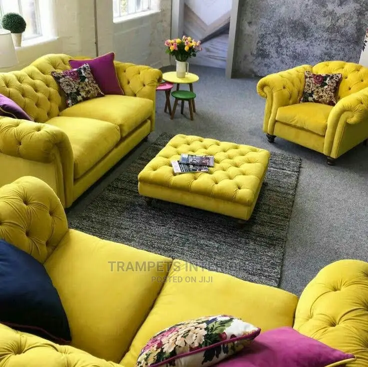 Sofa /Yellow Velvet Chesterfield