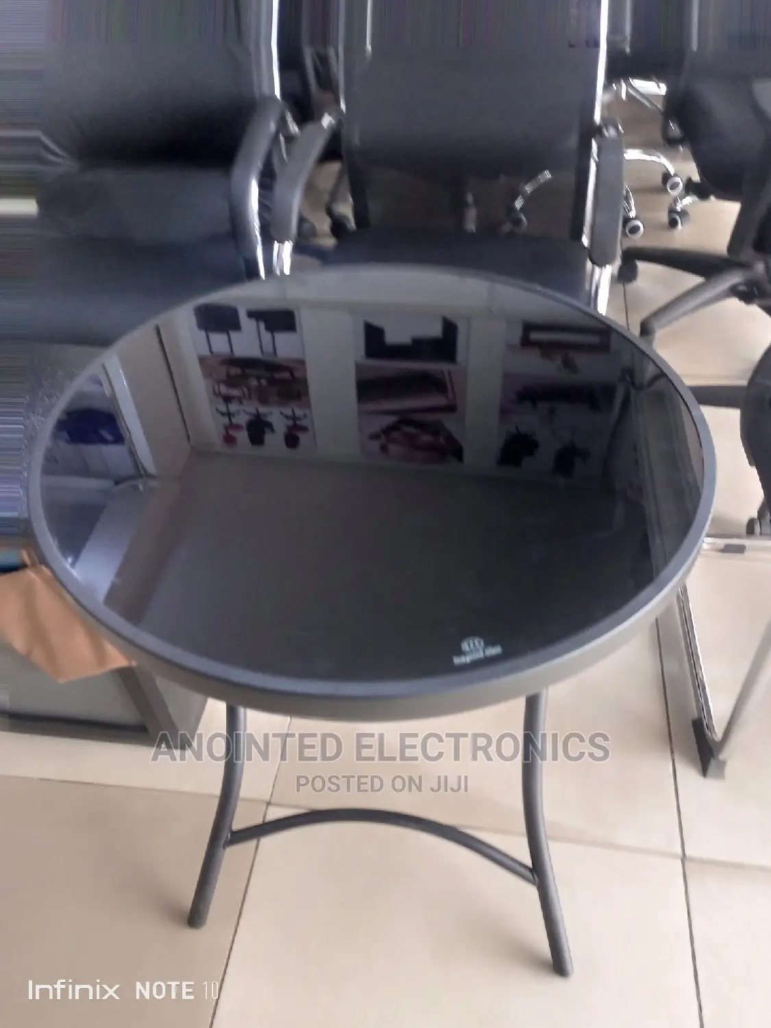 Round Glass Table 80/80