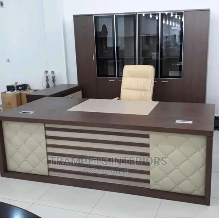 Office Setting/ Office Furnishings