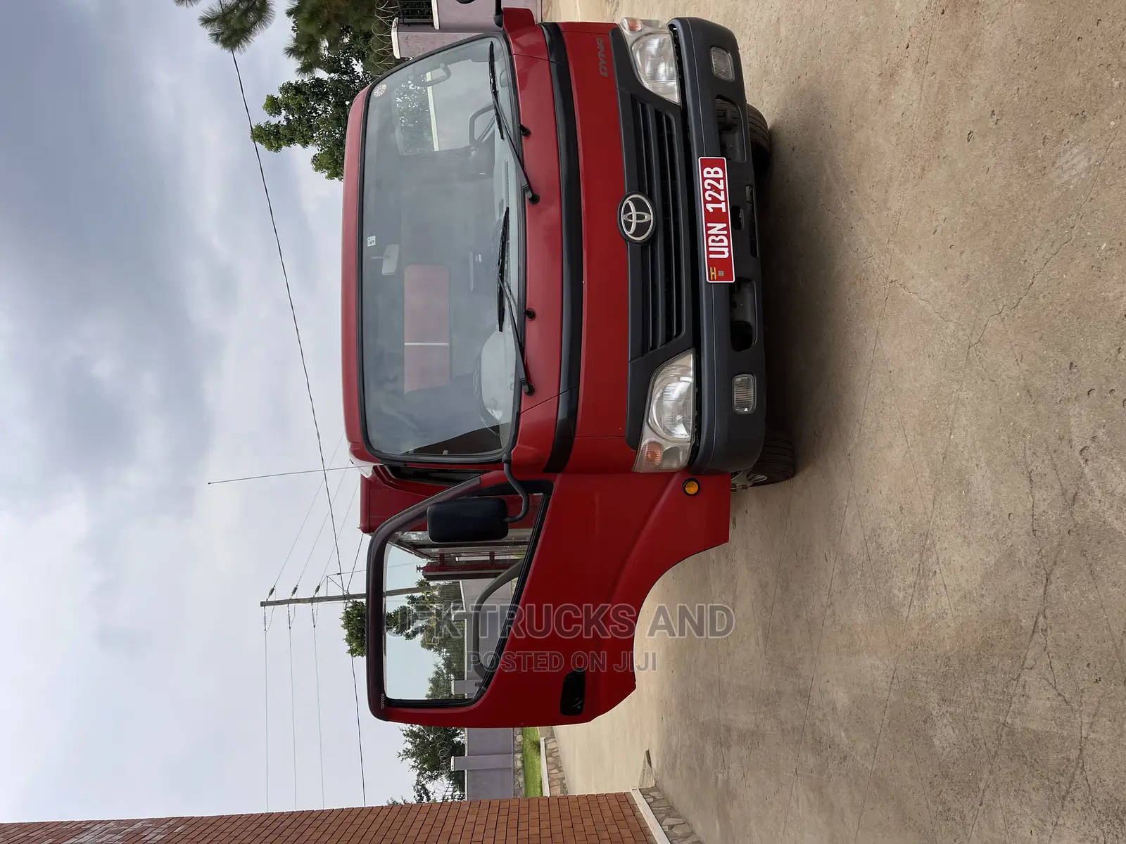 Toyota/Dyana Delivery Truck