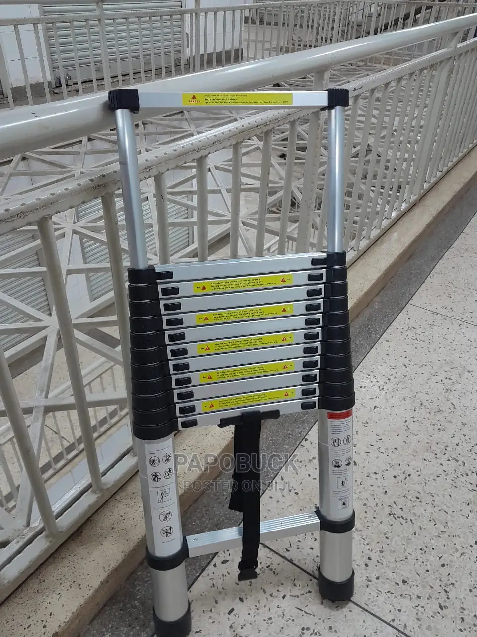 3.8m Telescopic Ladder