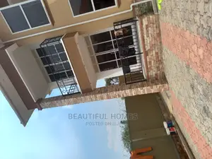 Furnished 4bdrm Duplex in Najjera, Central Division for Sale