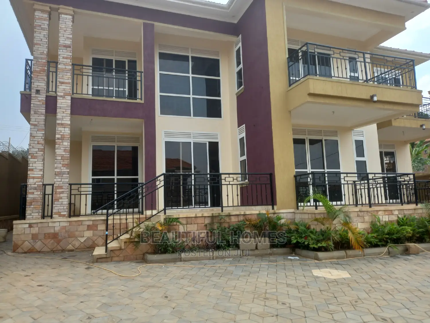 Furnished 6bdrm Mansion in Kira, Central Division for Sale
