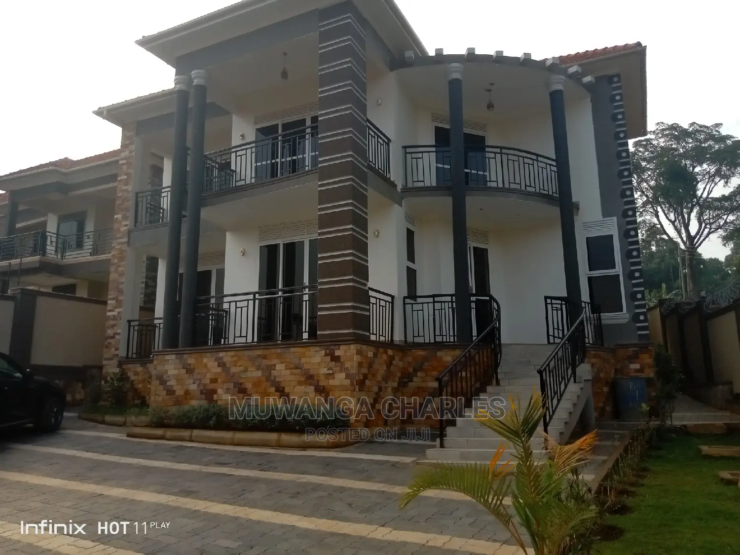 4bdrm Duplex in Fs Properties Ltd, Division B for Sale