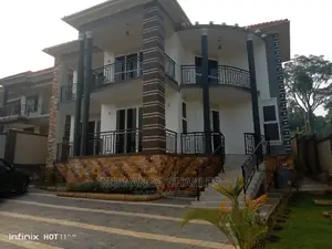 4bdrm Duplex in Fs Properties Ltd, Division B for Sale
