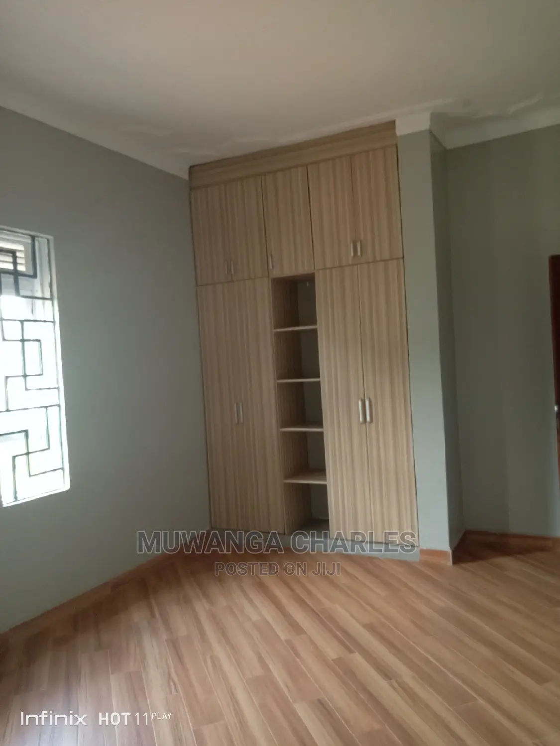 4bdrm Duplex in Fs Properties Ltd, Division B for Sale