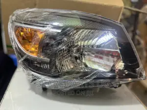 Ford Ranger 2009 - 2011 Headlight