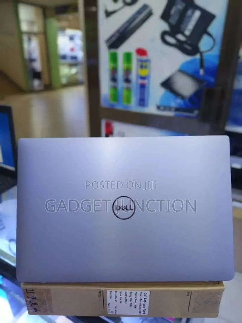 New Laptop Dell XPS 15 (9530) 16GB Intel Core I7 SSD 512GB