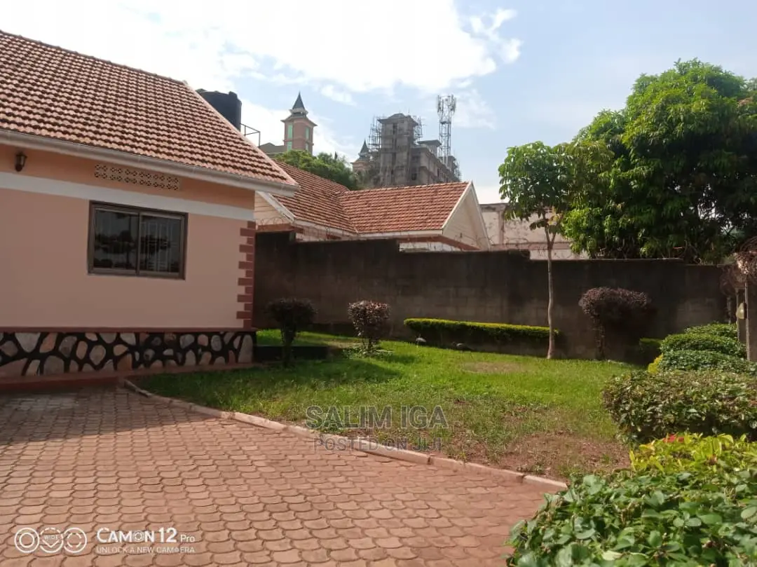 4bdrm Bungalow in Kololo Property, Central Division for Sale