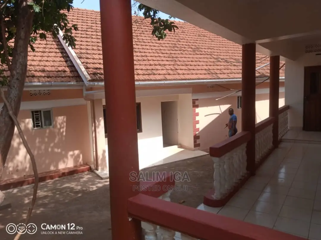 4bdrm Bungalow in Kololo Property, Central Division for Sale