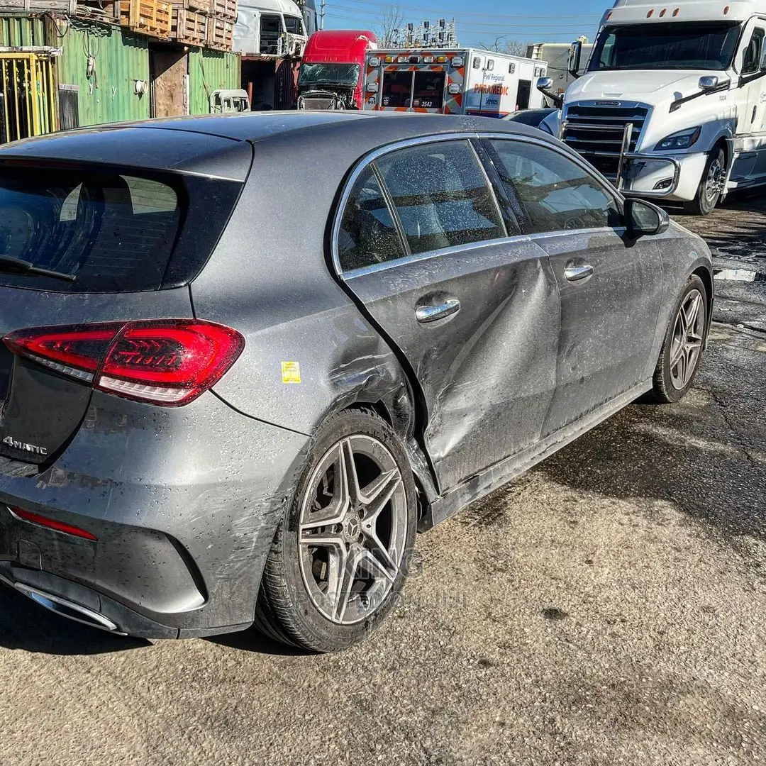 Vehicle Body Repair and Spray
