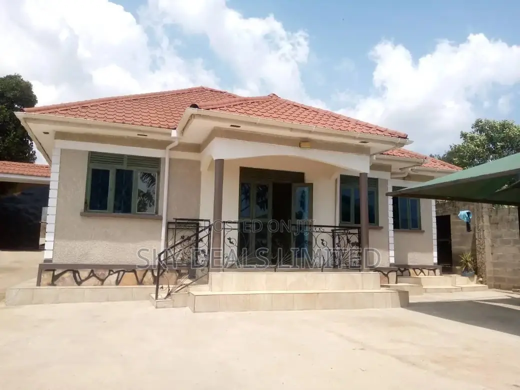 3bdrm Bungalow in Kisaasi, Nakawa for Rent