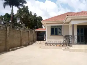 3bdrm Bungalow in Kisaasi, Nakawa for Rent