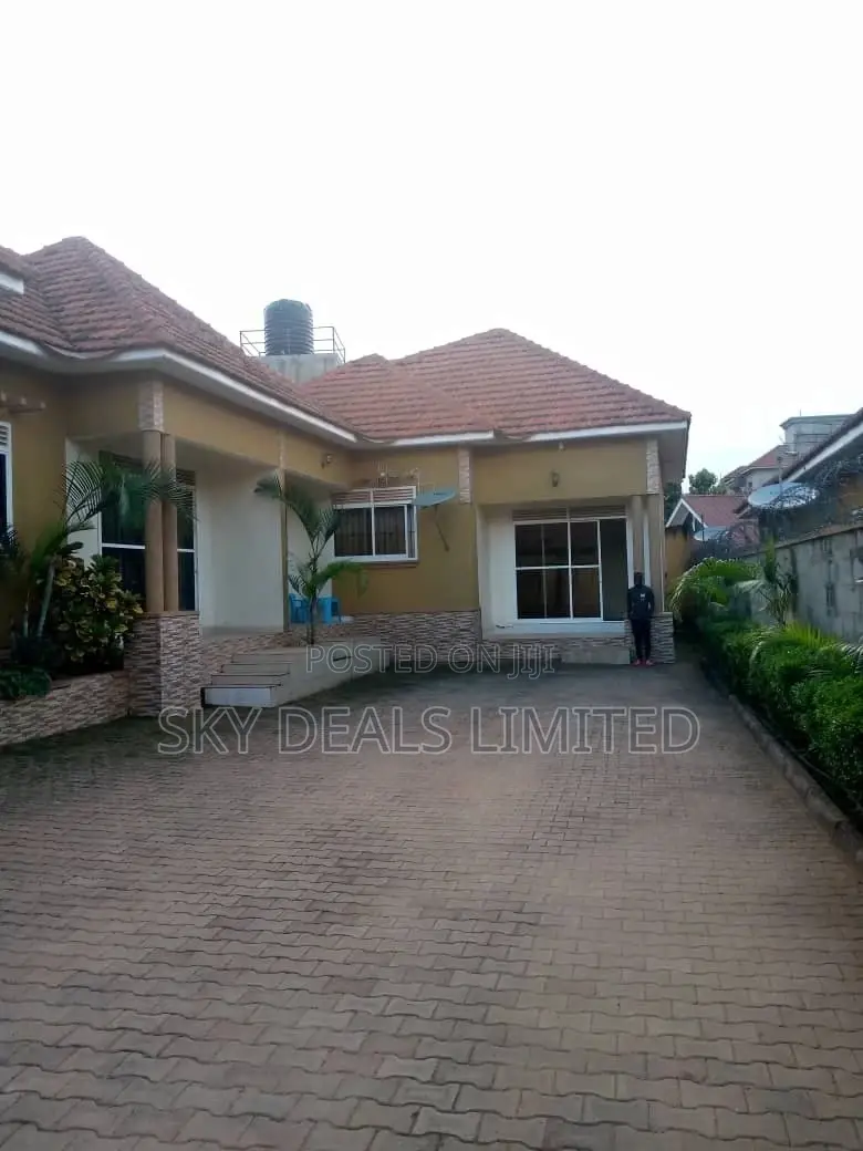 1bdrm Bungalow in Kisaasi, Nakawa for Rent