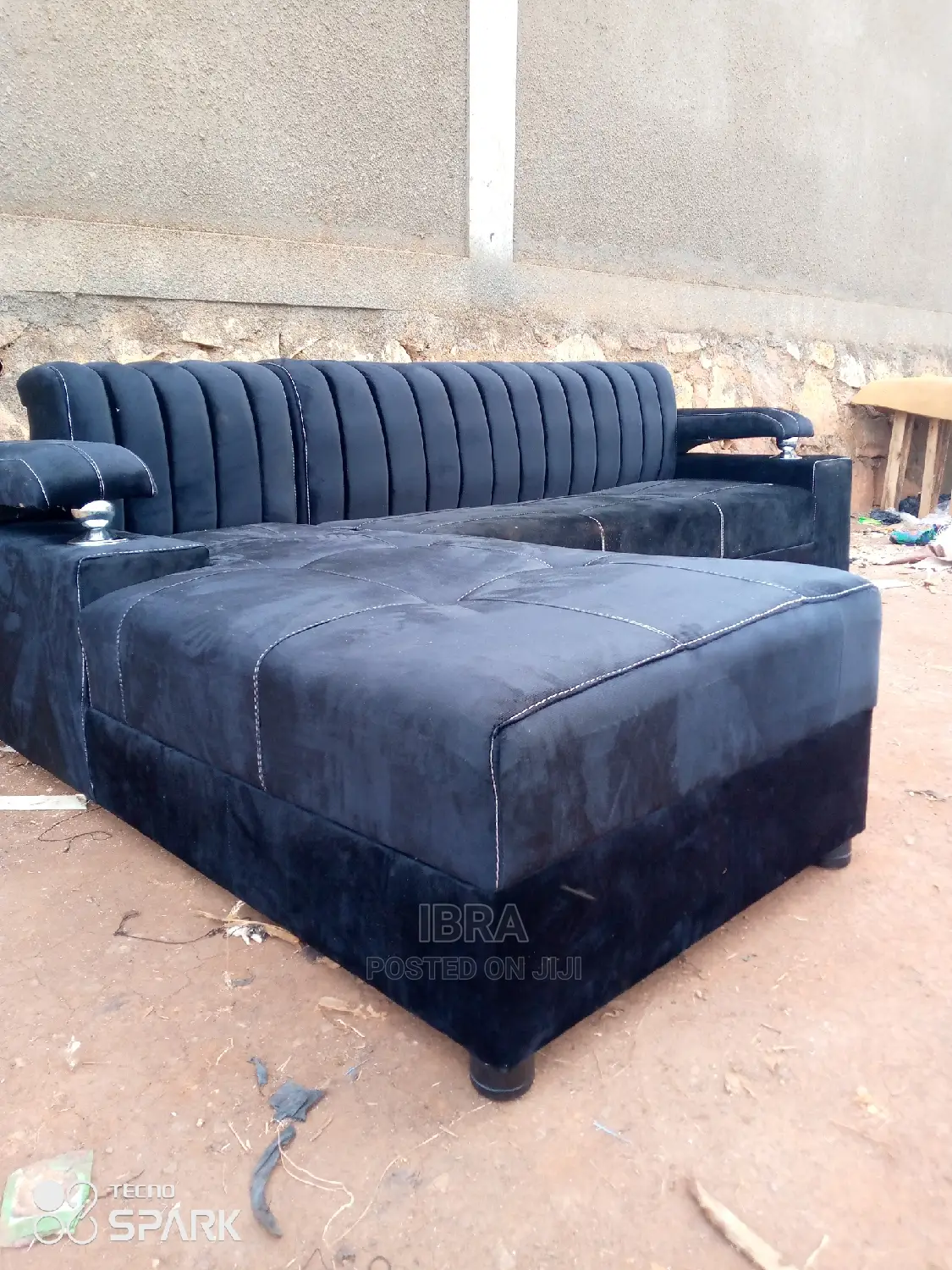 Lsofa , Exective