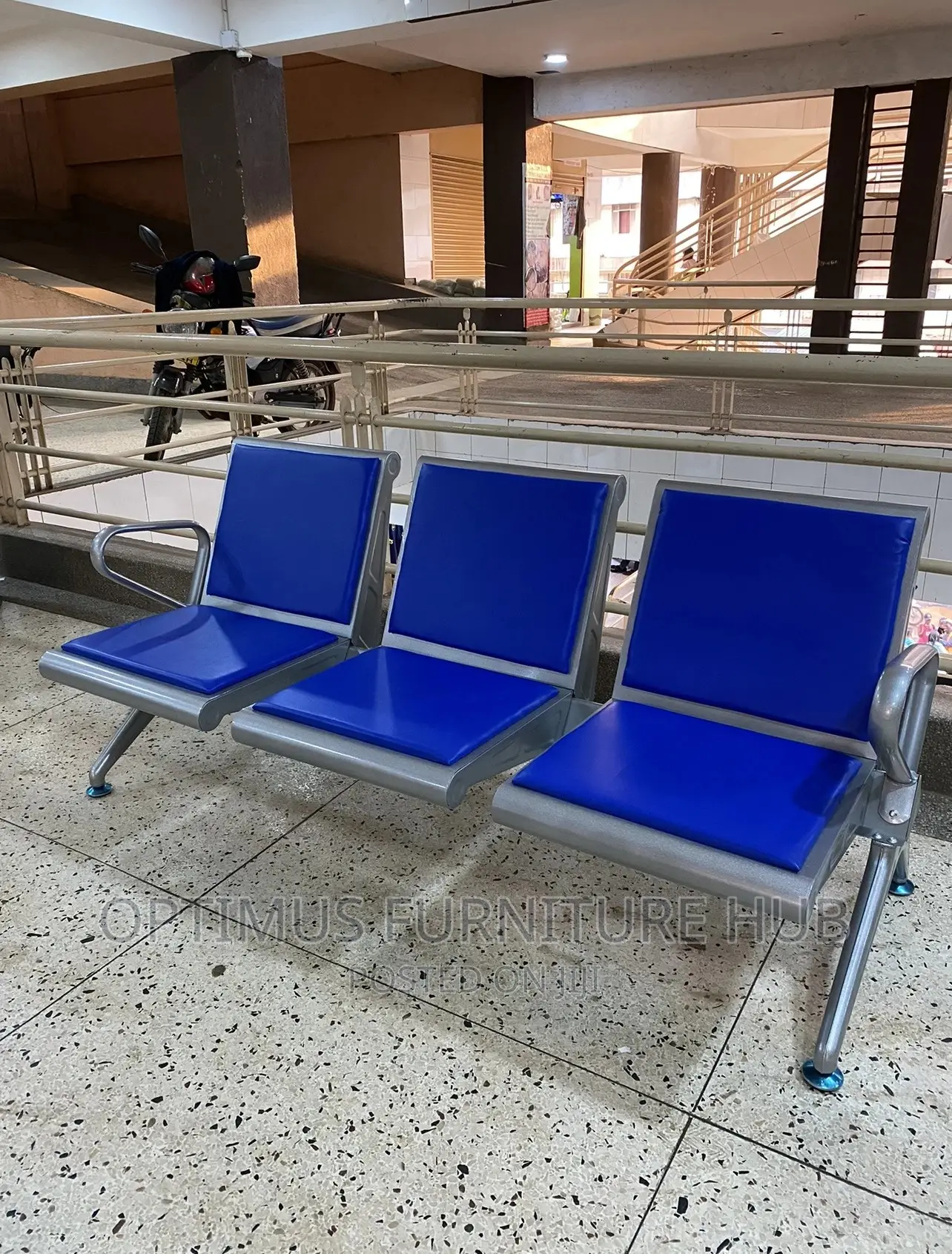 Heavy Duty Airport Chair (Blue)