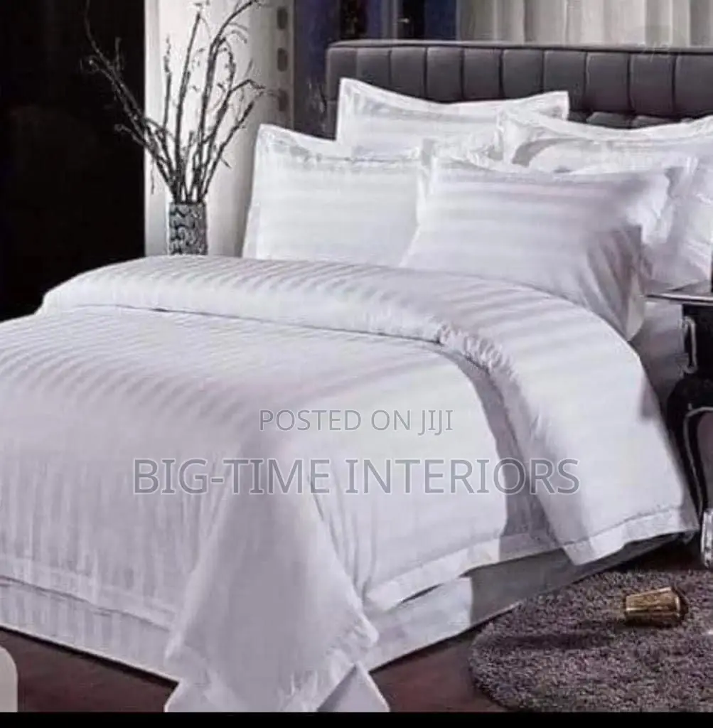 4pcs Stripped Silk Duvet Cover Set