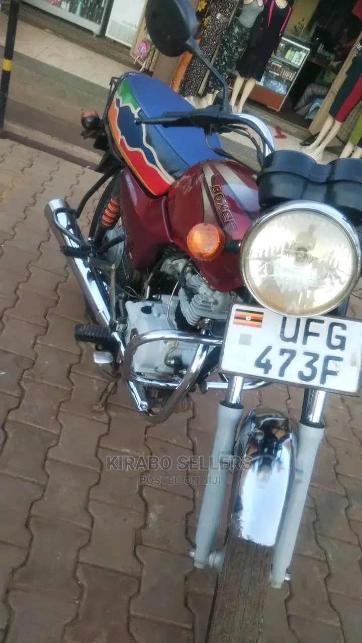 New Bajaj Boxer 2023 Purple