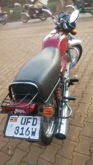 New Bajaj Boxer 2023 Purple