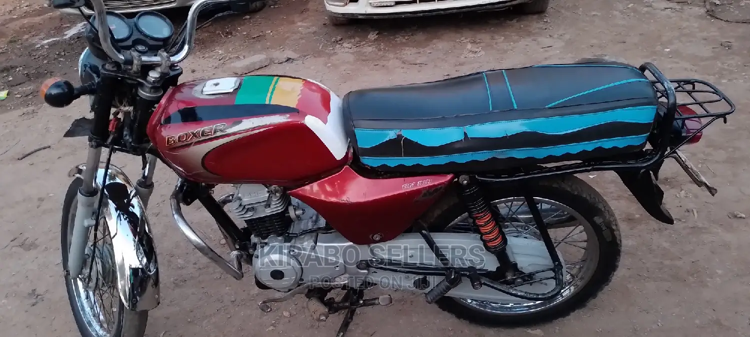 Bajaj Boxer 2020 Pink