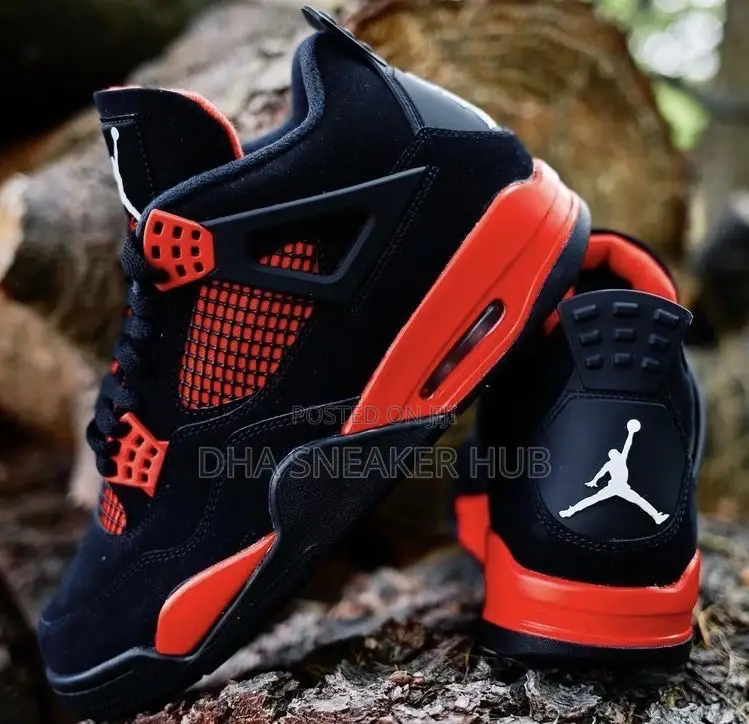 Air Jordan 4 Retro “ Red Thunder”