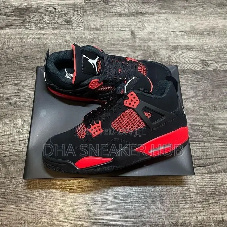Air Jordan 4 Retro “ Red Thunder”