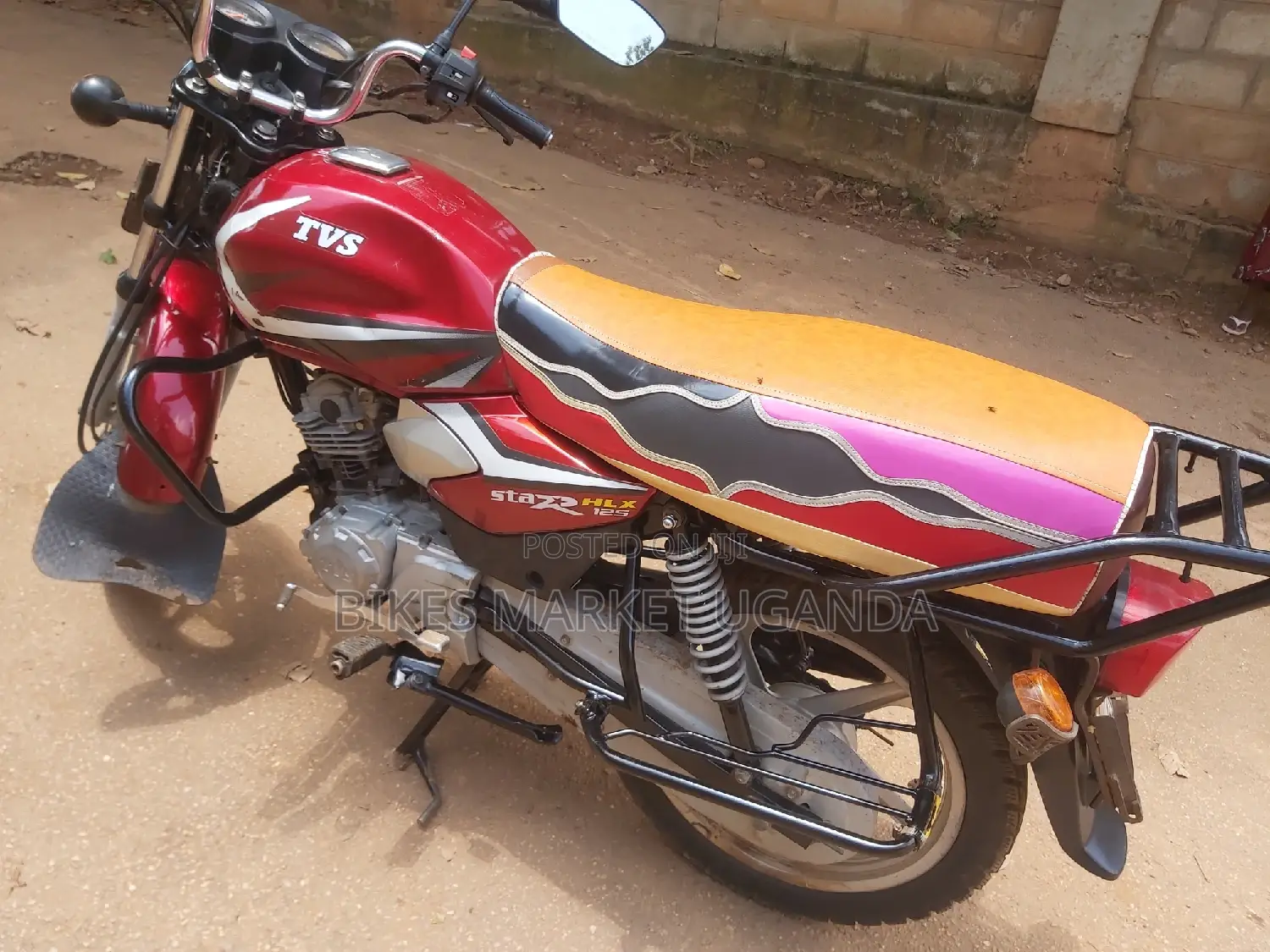 New TVS HLX 125 2019 Red