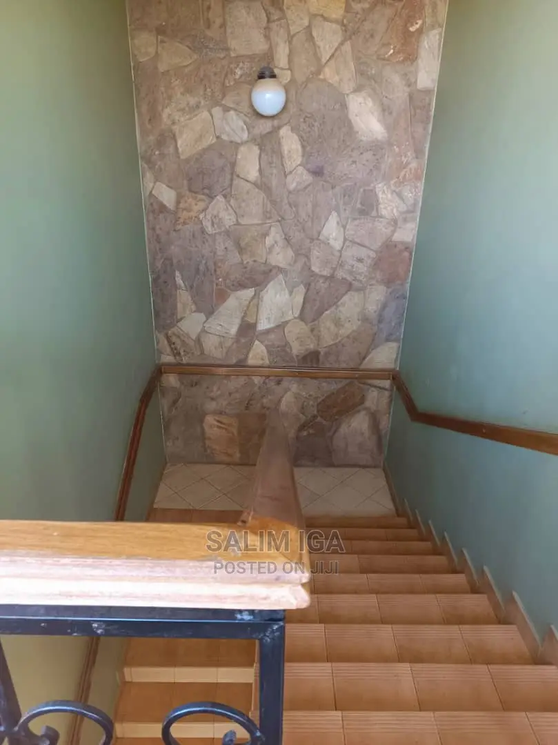 6bdrm Duplex in Kololo Property, Central Division for Rent