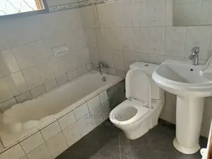 6bdrm Duplex in Kololo Property, Central Division for Rent