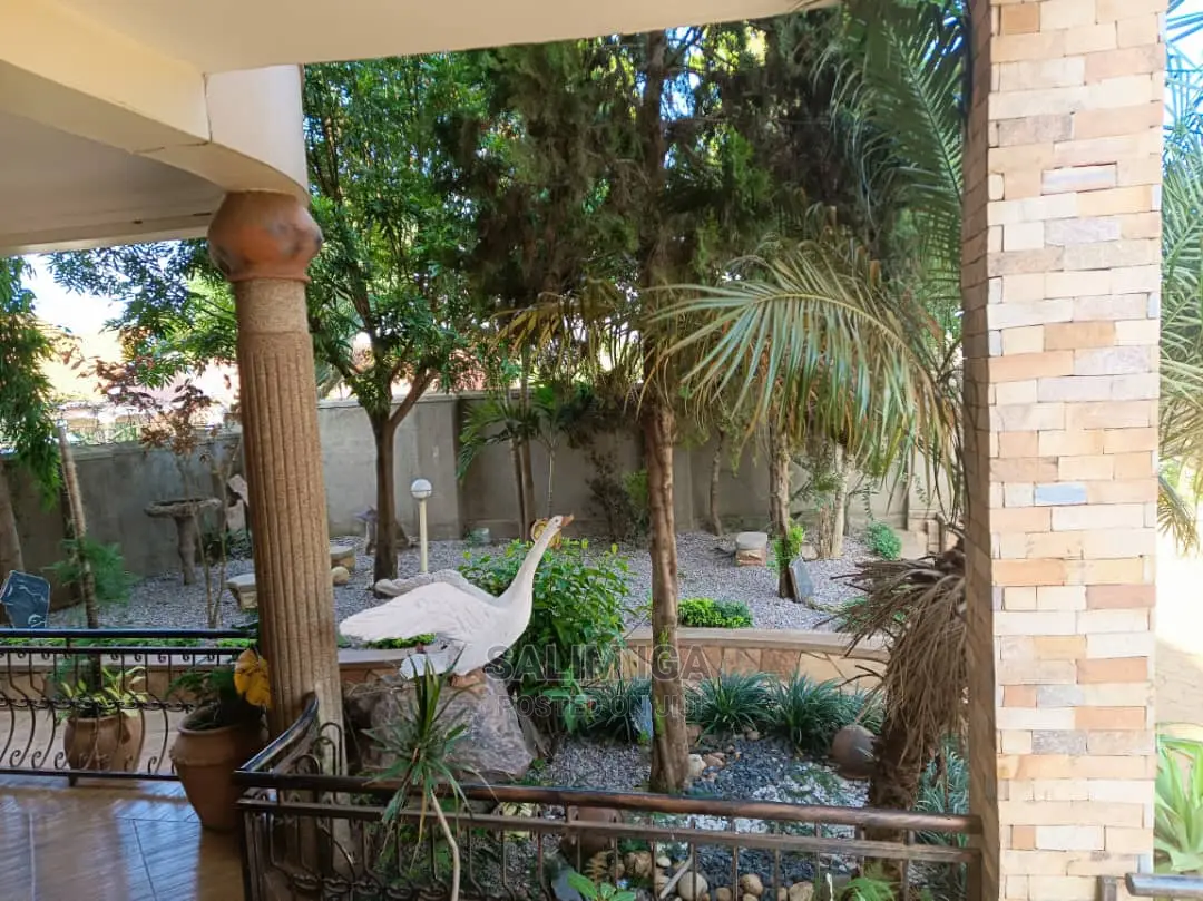 6bdrm Duplex in Kololo Property, Central Division for Rent