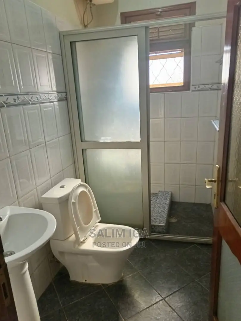 6bdrm Duplex in Kololo Property, Central Division for Rent