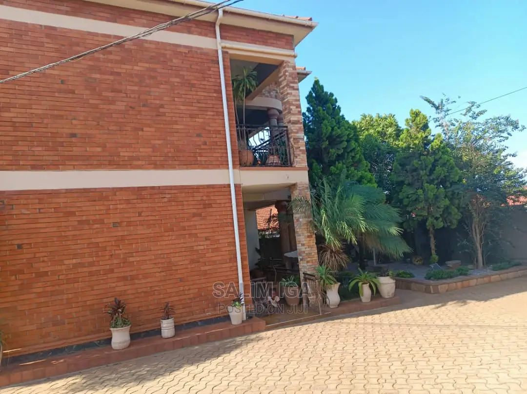 6bdrm Duplex in Kololo Property, Central Division for Rent