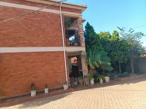 6bdrm Duplex in Kololo Property, Central Division for Rent
