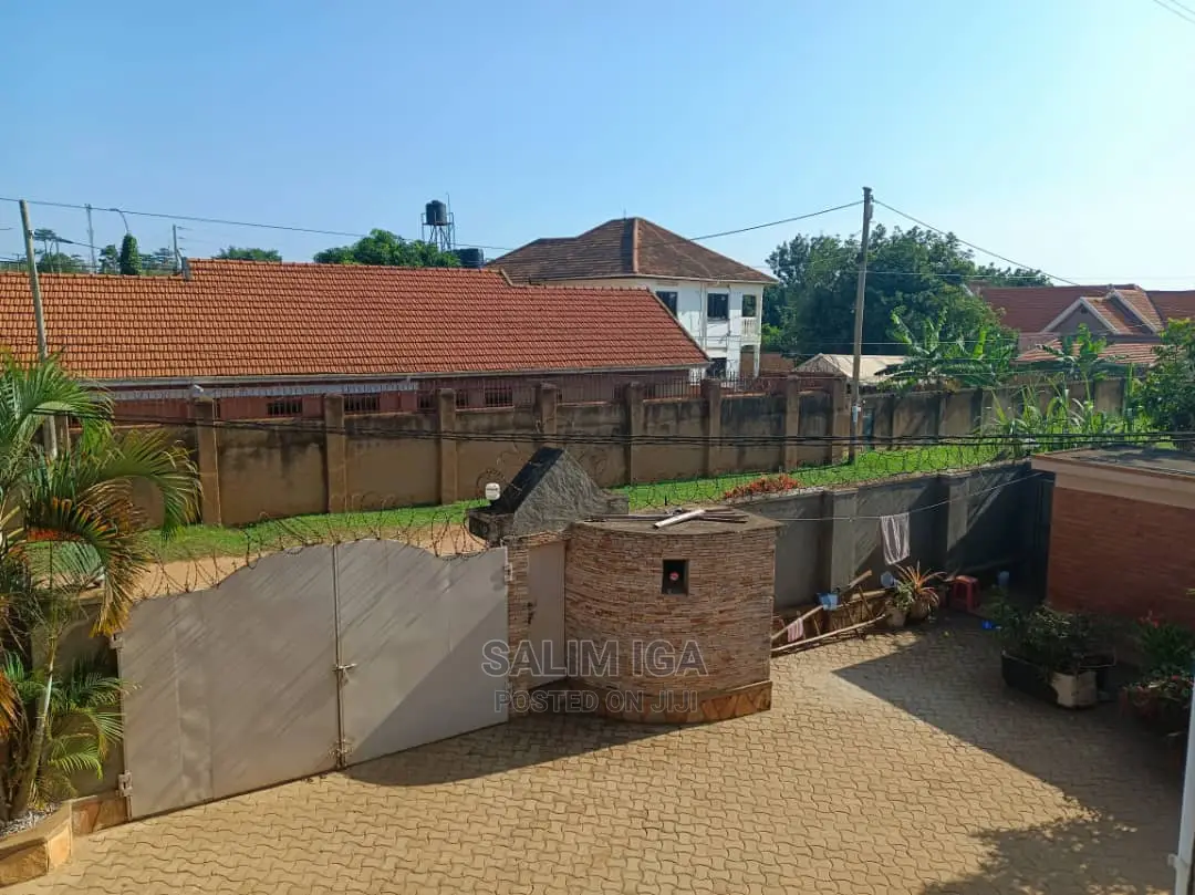 6bdrm Duplex in Kololo Property, Central Division for Rent