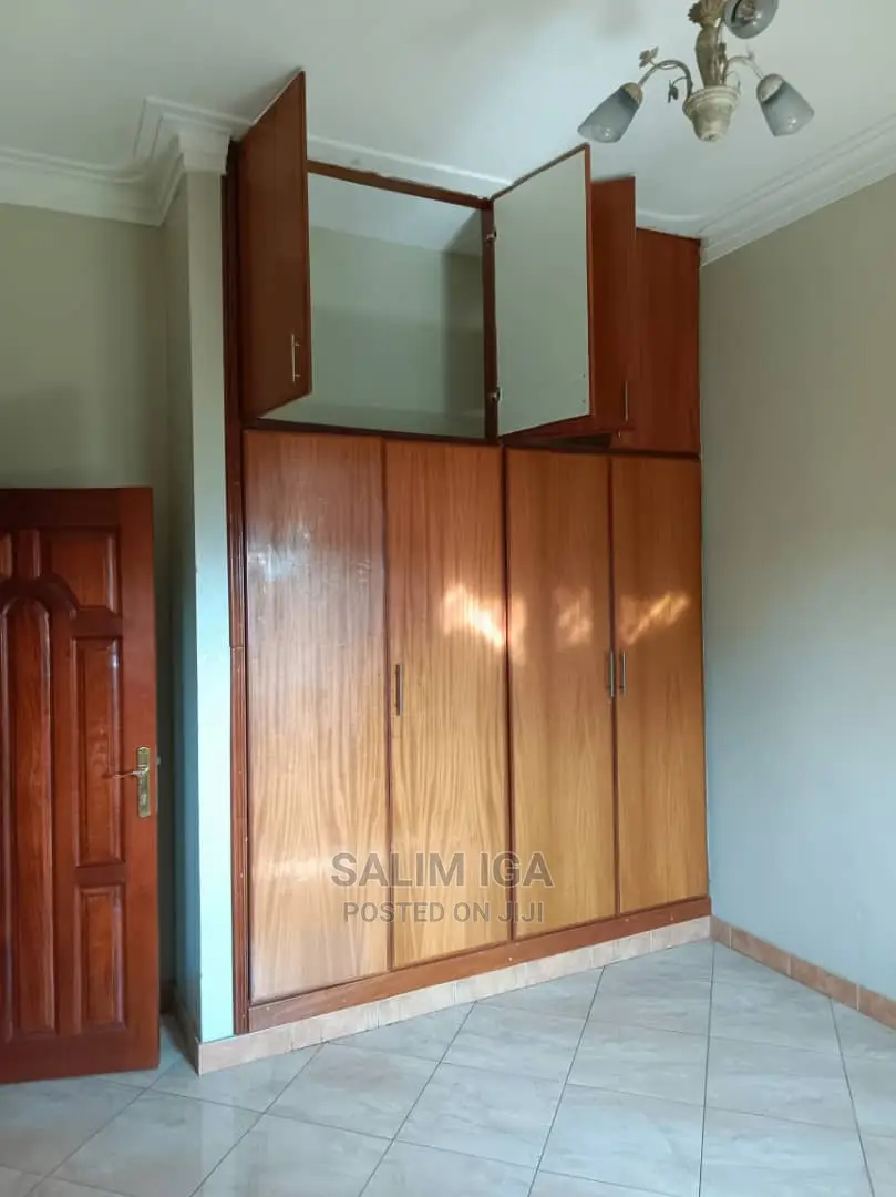 6bdrm Duplex in Kololo Property, Central Division for Rent