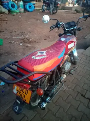 CFMoto 250NK 2015 Red