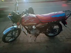CFMoto 250NK 2015 Red