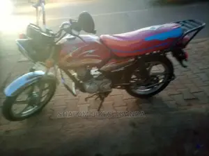 CFMoto 250NK 2015 Red