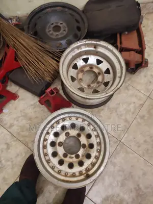 Land Rover Defender Tires Rims Spare Parts
