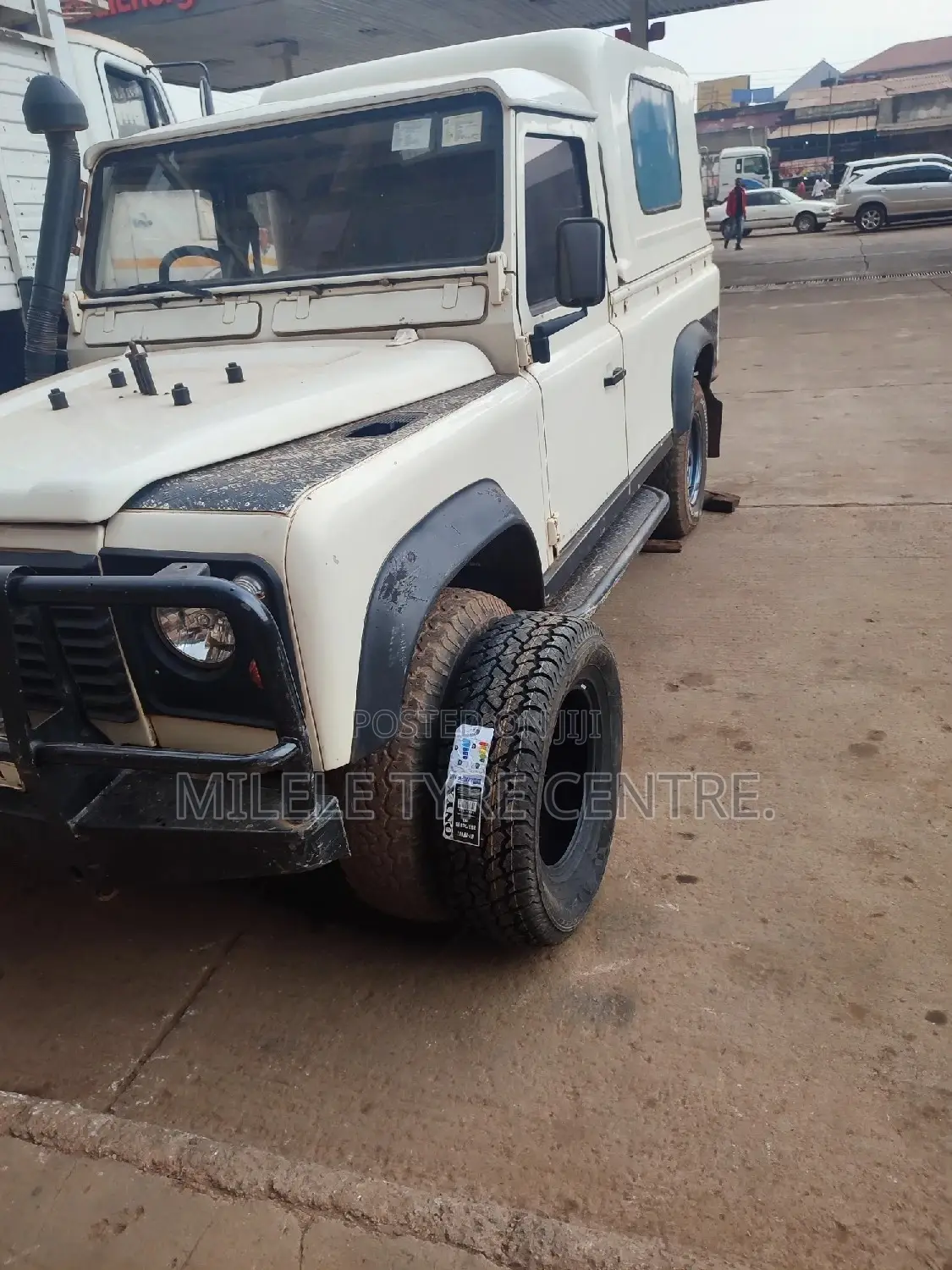 Land Rover Defender Tires Rims Spare Parts