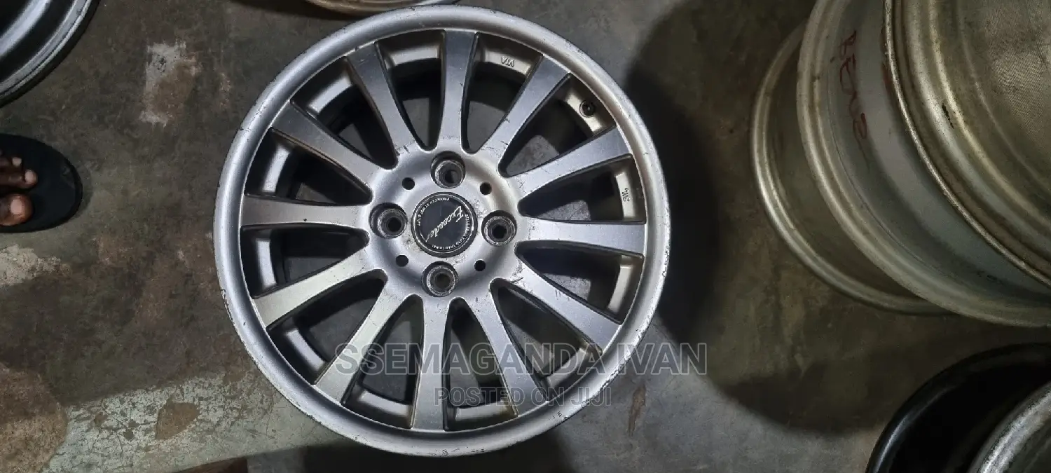 Toyota Ist Rims 15