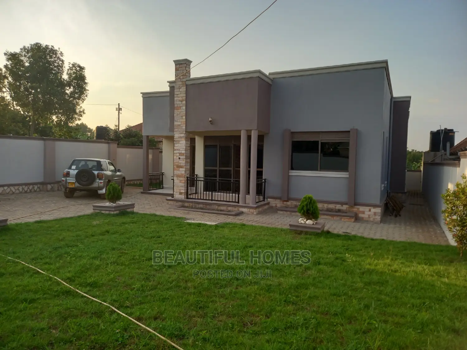 Furnished 4bdrm House in Kira for Sale