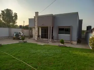 Furnished 4bdrm House in Kira for Sale
