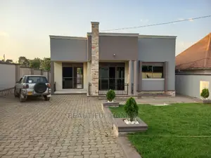 Furnished 4bdrm House in Kira for Sale
