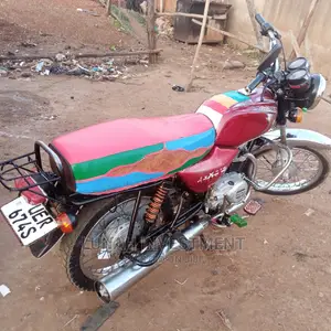 New Bajaj Avenger 180 2019 Purple