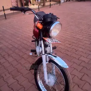 Yamaha Gear 2022 Red