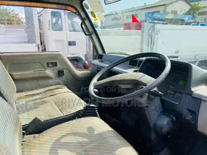 Isuzu Double Cabin