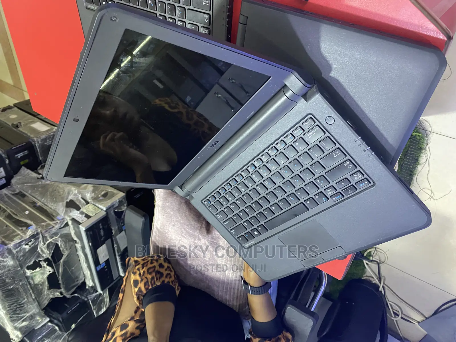 Laptop Dell Latitude 11 3160 4GB Intel Pentium HDD 500GB