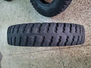 700r15 MRF Used Mudgrip Tires(2nd Hand)