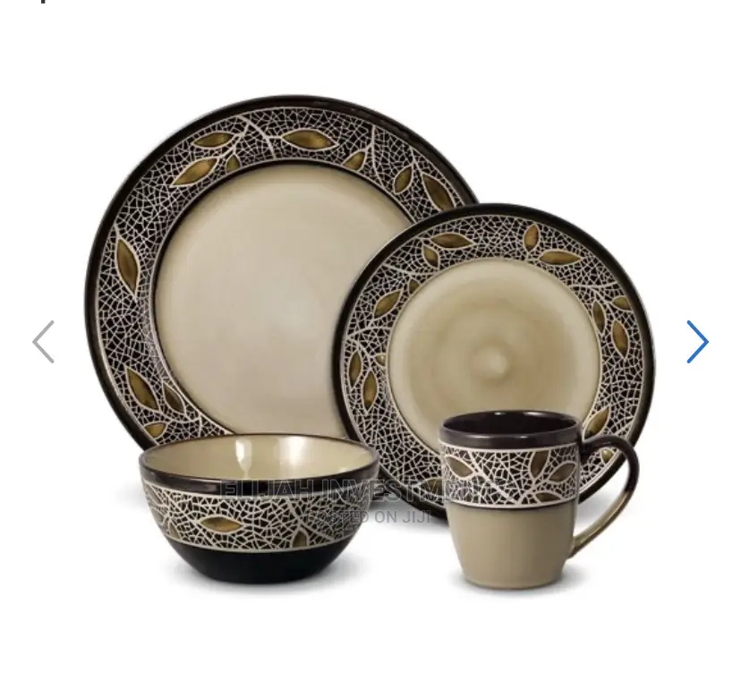 24pcs of Leaf Design Plates Bowls Cups Dinner Set